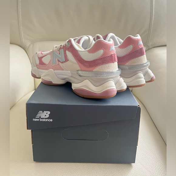 New Balance 9060 Rose Pink U9060FRL - Women’s Size 7.5 US - Pink White Shoes NEW - Picture 6 of 11